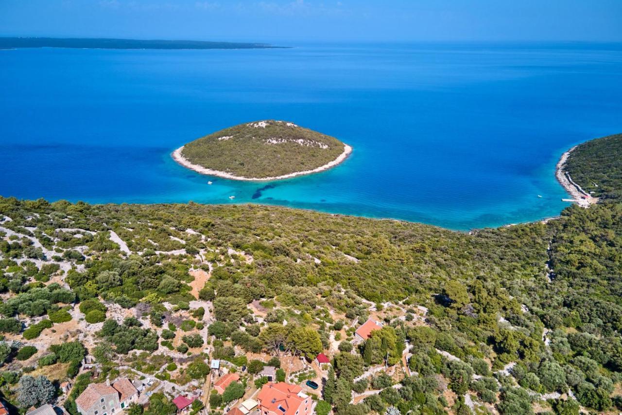 Apartments And Rooms With Parking Space Cunski, Losinj - 2498 Exterior photo